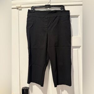 Ruby Rd. Black Cropped Pants